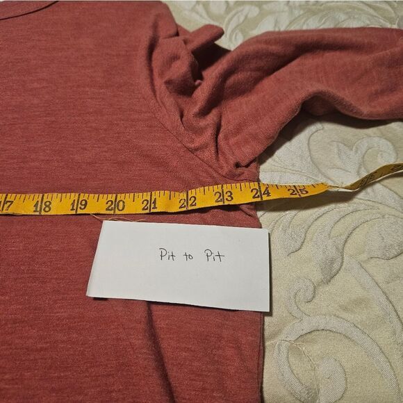 Lane Bryant Size 18/20 long-sleeved blouse - Picture 2 of 5
